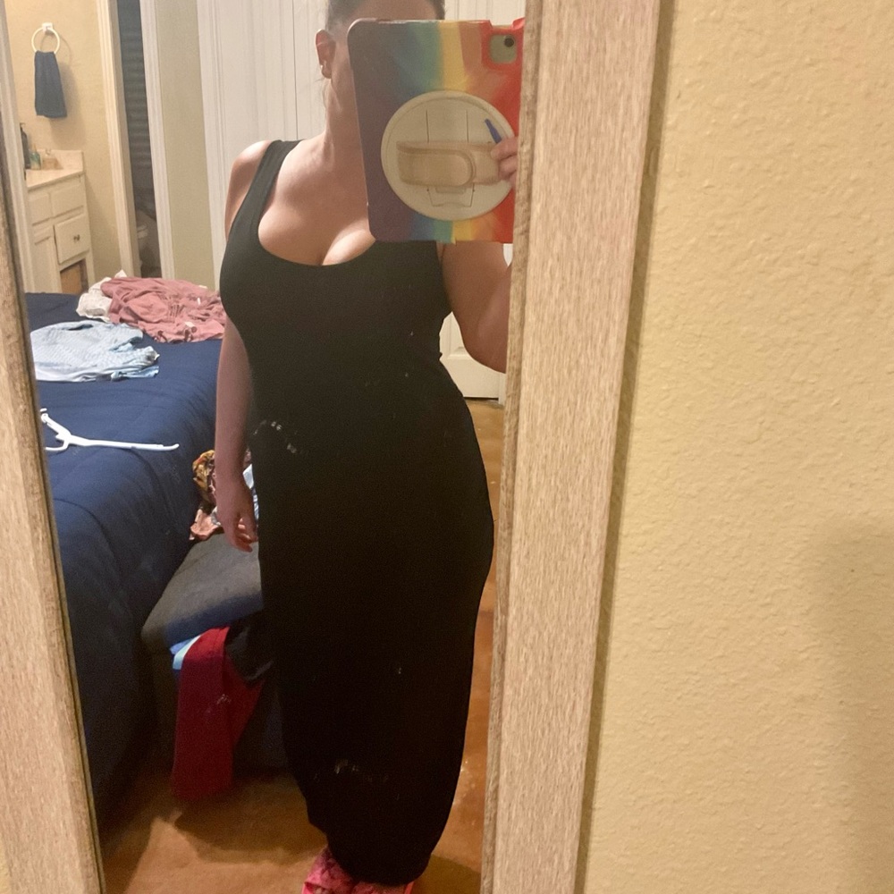 NEW LISTING‼️OLD NAVY Maxi Dress